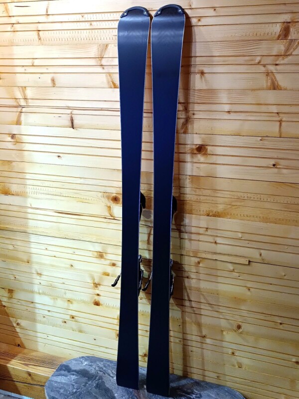 LYŽE VOLKL PEREGRINE 7.2 RED 151CM --MODEL 2025--